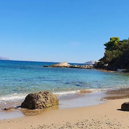 KOUNOUPISEA Holidays house ΜΕ ΥΠΕΡΟΧΗ ΘΕΑ ΣΤΟ ΠΟΡΤΟ ΧΕΛΙ Сasa de vacaciones