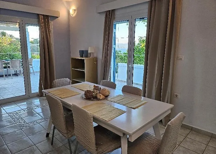 Kounoupisea Holidays House Με Υπεροχη Θεα Στο Πορτο Χελι