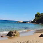Kounoupisea Holidays House με υπεροχη θεα στο πορτο χελι Semesterbostad