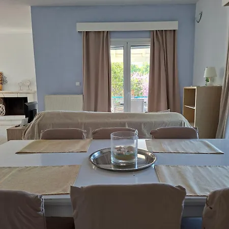 Kounoupisea Holidays House με υπεροχη θεα στο πορτο χελι